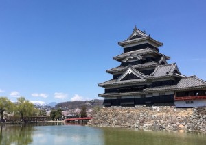 松本城など本日（３月２５日）より入場可となります